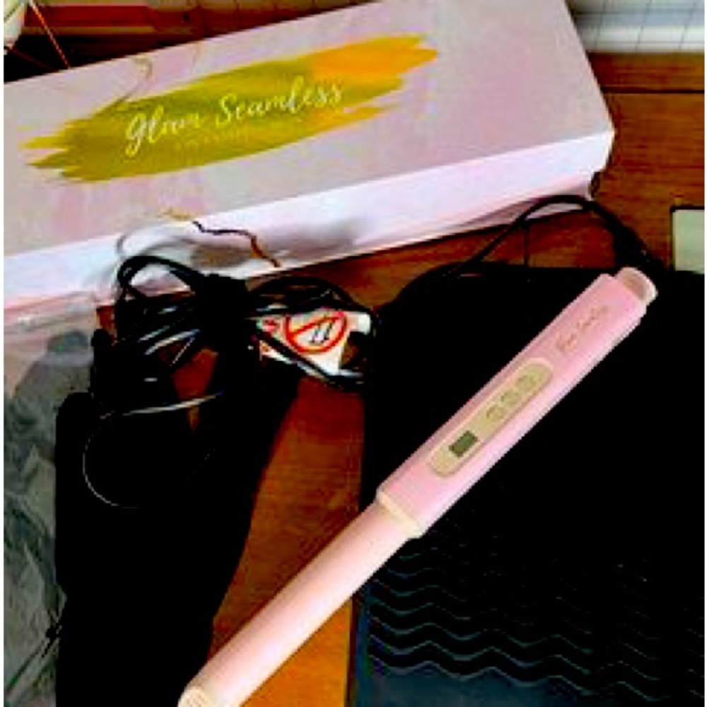 Glam seamless curling iron and flat iron combo. Perfect for beach waves
